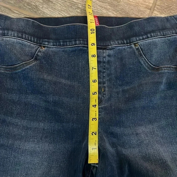 Spanx Distressed Ankle Skinny Jeans Medium Wash Stretch denim Women’s Size L - Picture 8 of 13